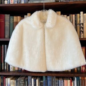 David’s Bridal Faux Fur Capelet Unworn Ivory